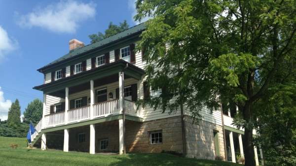 A Tailors Lodging | Abingdon VA | Historical Hotel | Bed and Breakfast